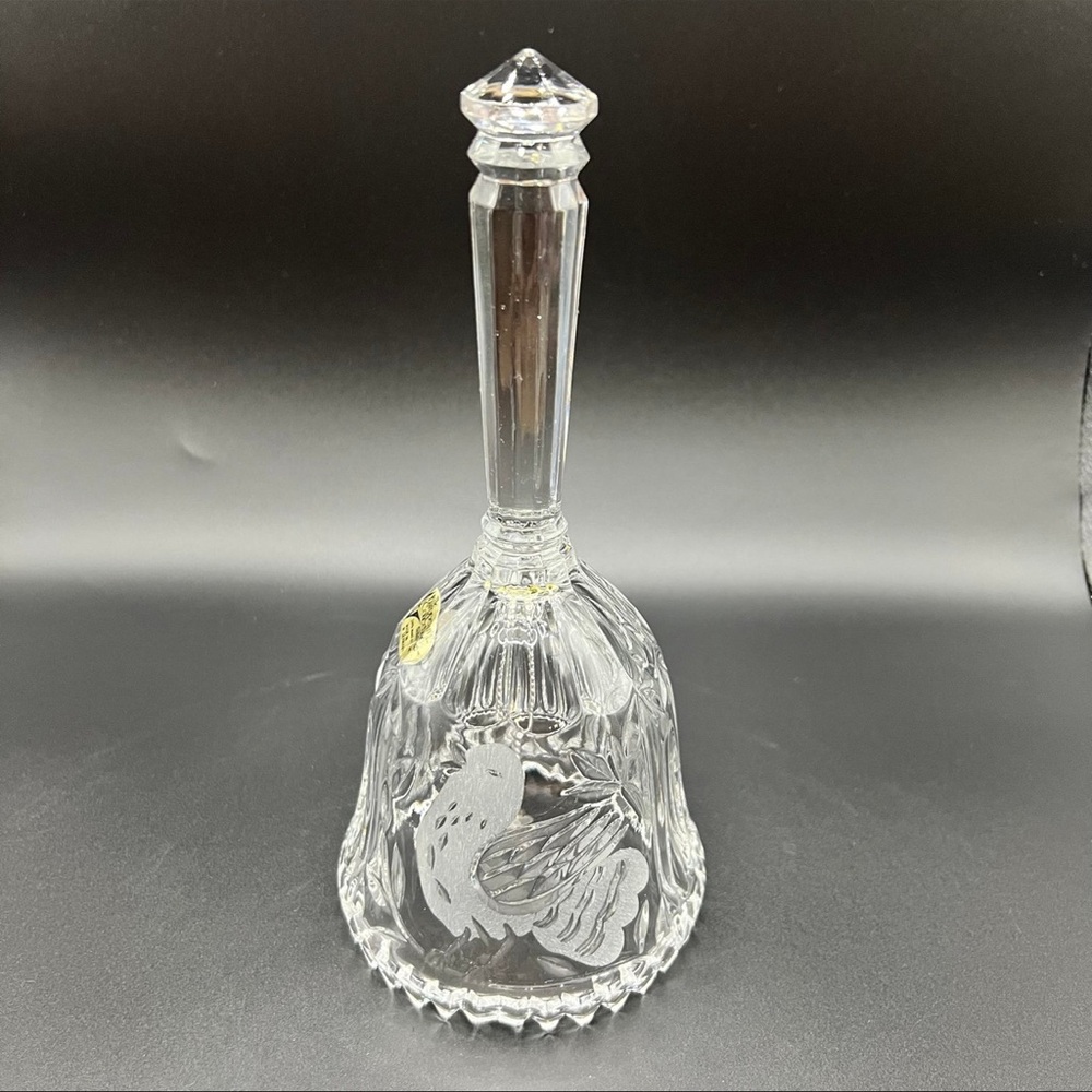 Vintage European Collection Crystal Etched Bird Bell